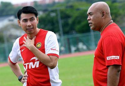 Piala AFF Suzuki 2018 : Dia Boleh Cakap Apa Yang Dia Mahu – Tan Cheng Hoe Bidas Bakri Ibni