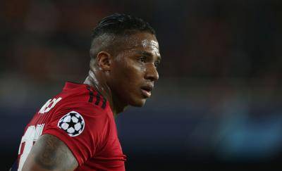 Valencia Sedia Keluar Dari United