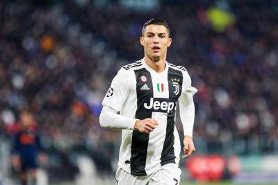 Ronaldo Menang Anugerah Globe Soccer