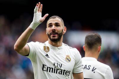 Zidane puji Benzema sebagai pemain nombor 9 terbaik