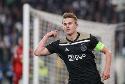 De Ligt pemain muda terbaik dunia, tewaskan Sancho dan Joao Felix