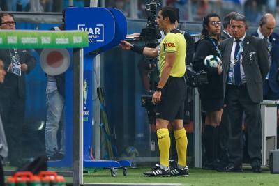 Copa America : VAR digunakan sebanyak 13 dalam 10 perlawanan dan ia menimbulkan rasa kurang senang