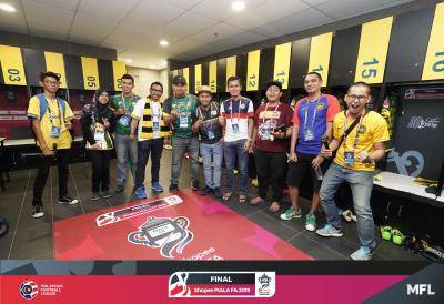 Menangi 2 keping tiket perlawanan akhir Piala Malaysia 2019 dengan Maybank Visa Debit Kad