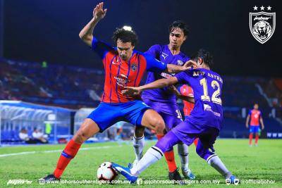 JDT menang mudah ke atas UiTM