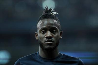 Michy Batshuayi adalah kunci masalah barisan hadapan Chelsea