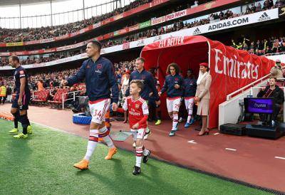 Arsenal sedia gempur