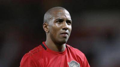 Man United quickly sell Ashley Young, but only for 1.5 million euro