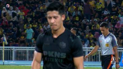 [VIDEO] Gol minit akhir Brendan Gan bantu Selangor catat kemenangan pertama