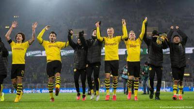 Borussia Dortmund players take 25 percent pay cut