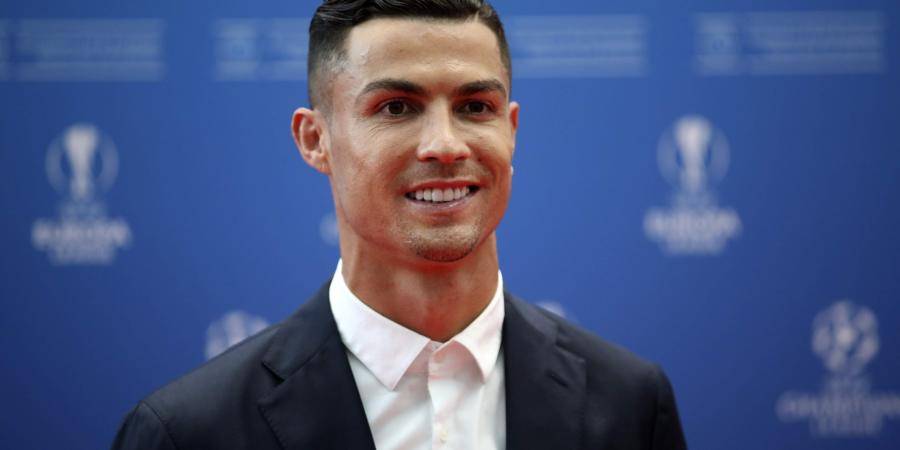 Cristiano Ronaldo and his agent donate more than €1 million for two ...