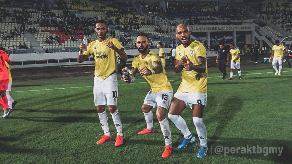 Perak lancar kedai jenama rasmi The Bos Gaurus - Football ...