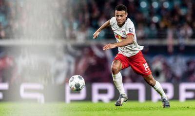 [VIDEO] A tough time for Tyler Adams in Bundesliga