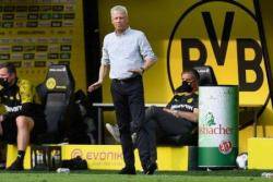 Lucien Favre di pecat setelah Dortmund di tewaskan 5-1 olih VfB Stuttgart di kandang sendiri