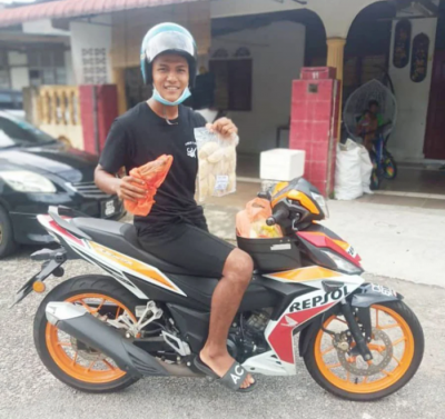 Pemain Pahang ini tidak kisah jadi delivery boy