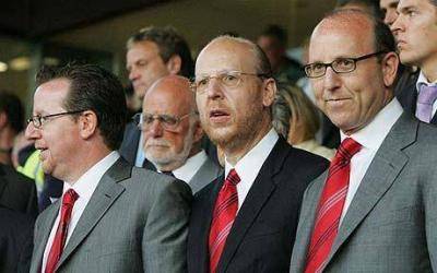 Pembayaran dividen kepada pemilik United akan menambah kemarahan kepada peminat club