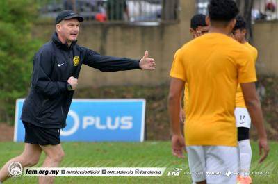 Brad Maloney akui tidak sabar mahu melihat Wan Kuzri beraksi