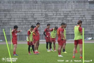 Pemain Kuching FA jadi pemain Malaysia pertama positif COVID-19
