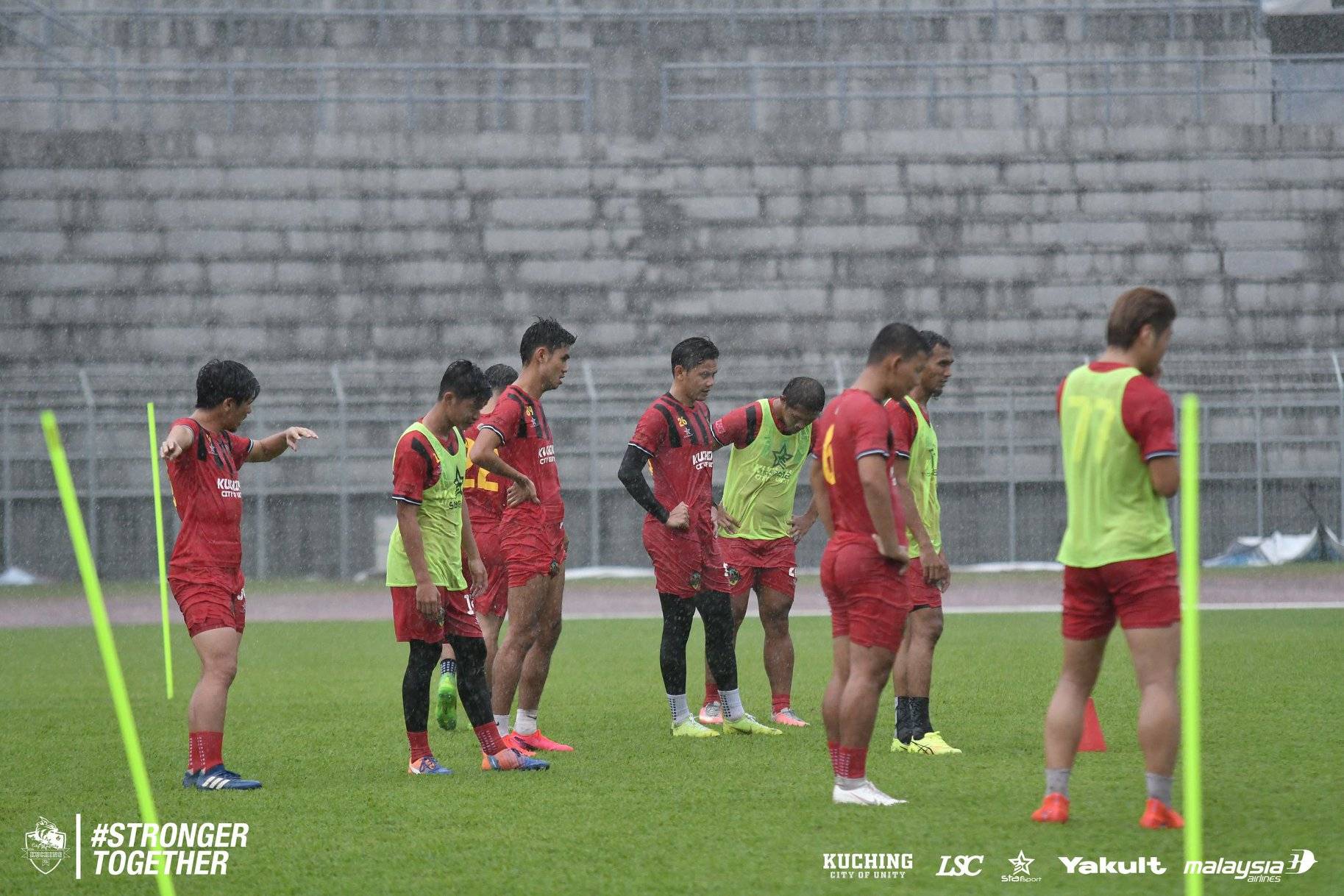 Pemain Kuching FA jadi pemain Malaysia pertama positif COVID19