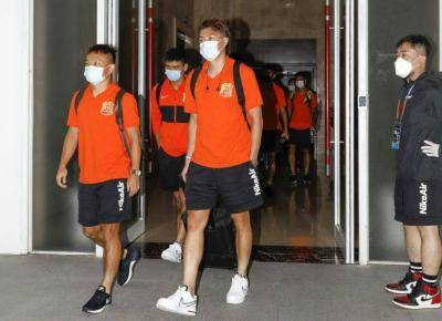 All Chinese Super League clubs forced to quarantine for the next 70 days