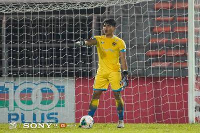 Aidil Sharin puji prestasi penjaga gol muda Azri Ghani