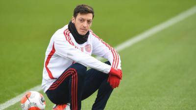 Wenger: It’s a waste for Arsenal not to play Ozil