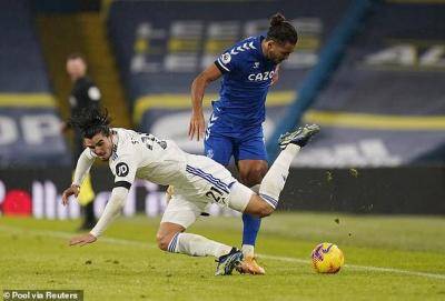 Carlo Ancelotti terkesan dengan permainan pertahanan Dominic Calvert-Lewin dalam kemenangan Everton menentang Leeds