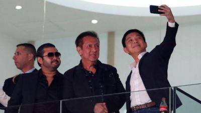 Agreement reached by wealthy Prince of Johor to buy Valencia from Peter Lim