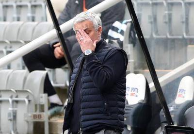 ‘Ferguson tidak akan setuju dengan pernyataan trofi’ – Mourinho memprovokasi Solskjaer menjelang pertembungan United-Tottenham