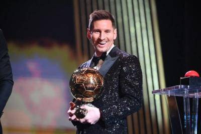 Lionel Messi menang Ballon d’Or buat kali ke-7