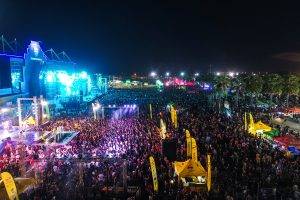 ไร้โจ๋วิวาท! มิดไนท์สงกรานต์บุรีรัมย์ราบรื่น-วันแรกคนแห่ร่วม 200,000