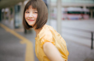 เปิดวาร์ป! เวียนนา พิธีกรสาวสวยเกาะติดนักเตะไทยค้าแข้งที่เจลีก