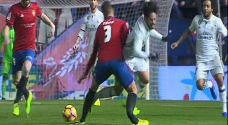 Video: Cầu thủ Osasuna gãy chân kinh hoàng