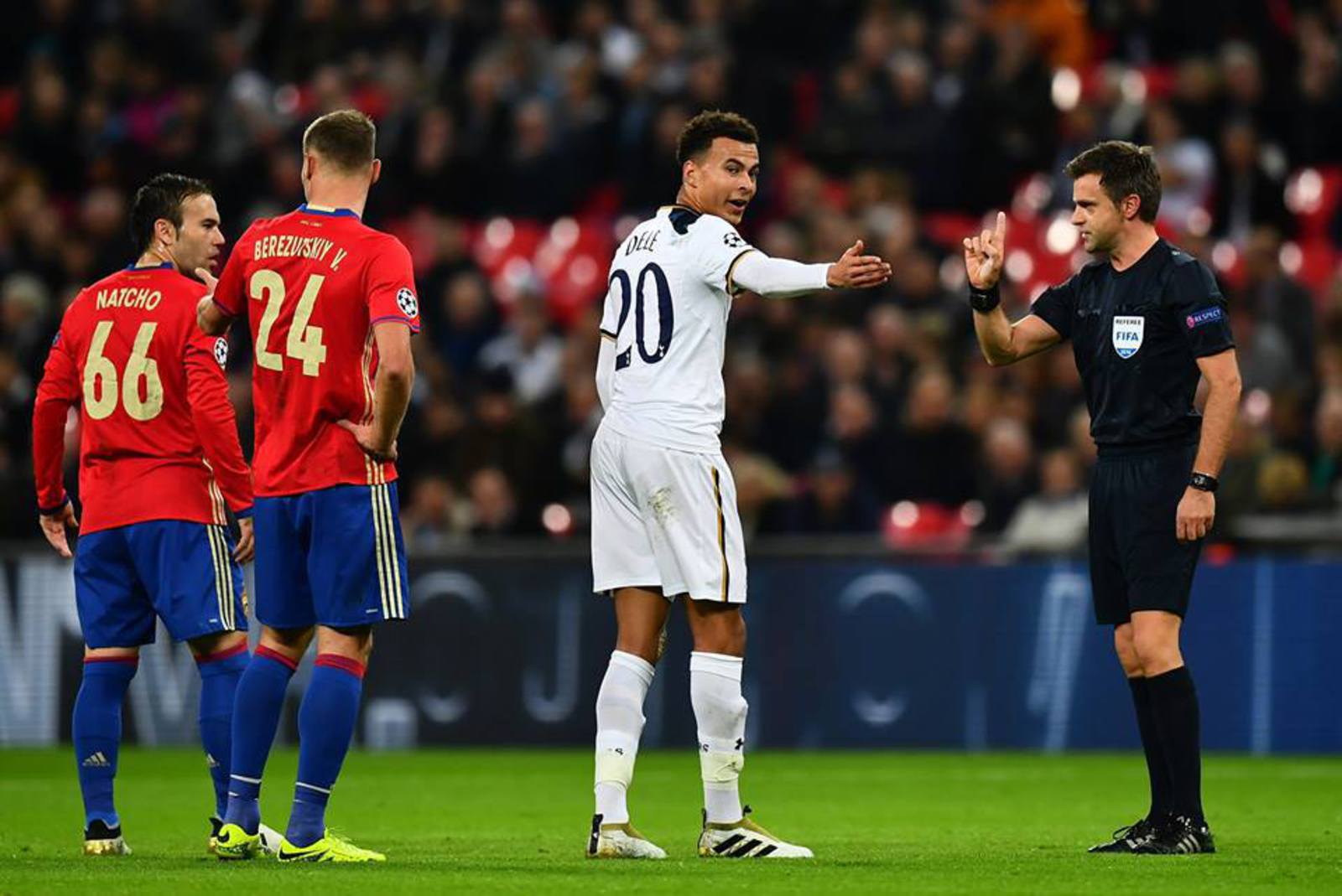 Ledley King mong Dele Alli giữ cá tính riêng Football Tribe Vietnam