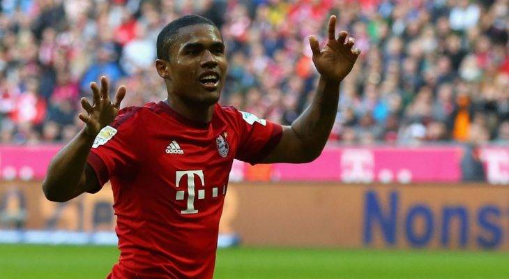 Brasil mất Douglas Costa vì chấn thương gối