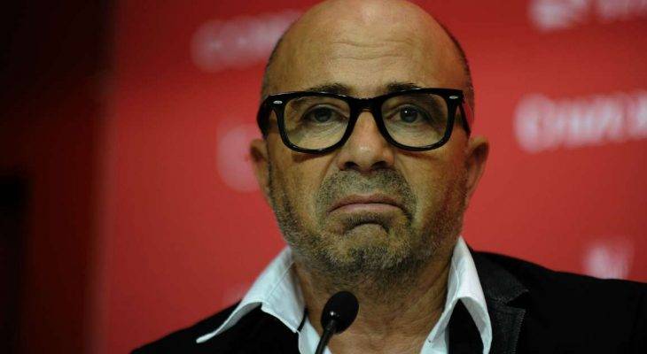 Sevilla cảnh báo Argentina không được “đi đêm” với HLV Sampaoli