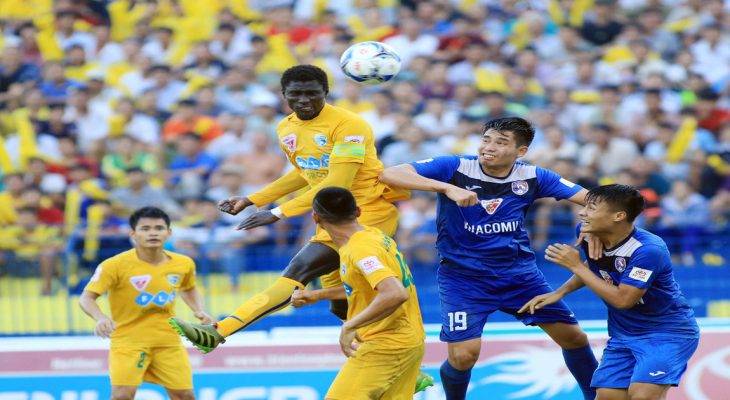 Vòng 13 V-League : Ngày hội chia điểm