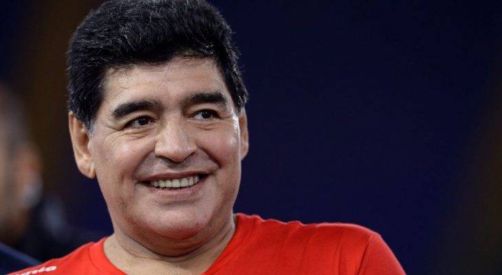 Diego Maradona dẫn dắt đội bóng hạng hai UAE