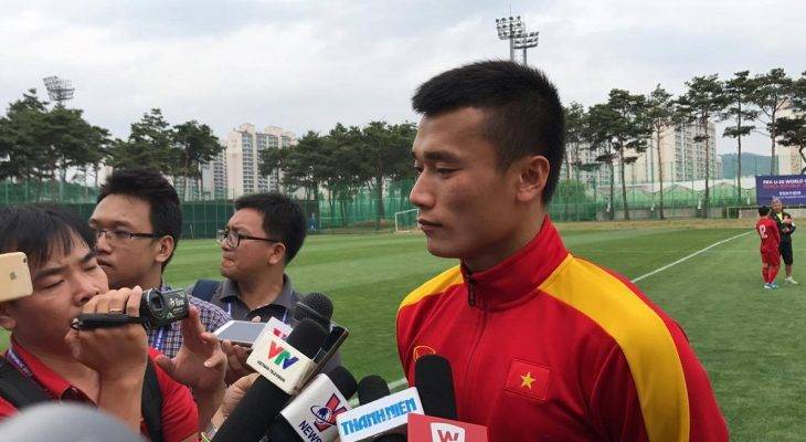 Thủ thành Bùi Tiến Dũng: “ĐT U20 Việt Nam đã thi đấu với 13 người trên sân”