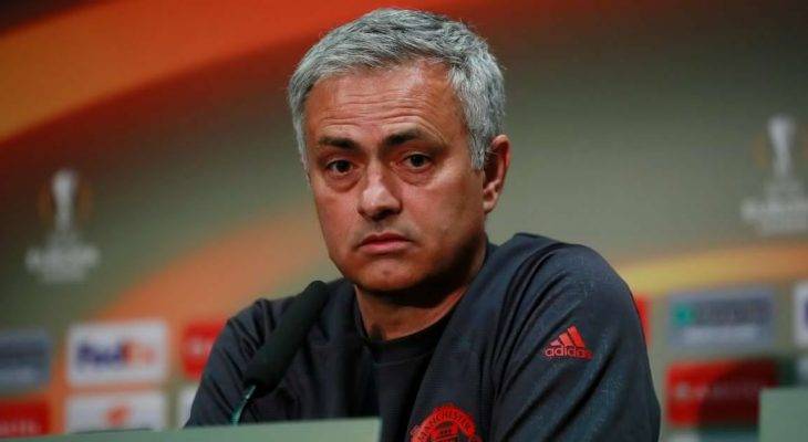 HLV Mourinho bị cáo buộc gian lận thuế