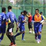 Chùm ảnh: U20 Việt Nam lao vào tập luyện khi vừa đến Cheonan