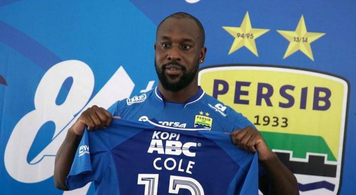 Carlton Cole: “Cầu thủ trẻ Indonesia chịu khó học hỏi hơn cầu thủ trẻ Anh”