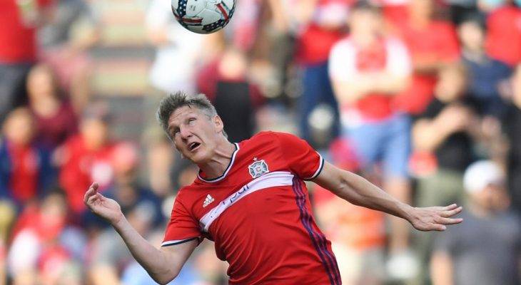 Bản tin trưa 2/7: Schweinsteiger gặp chấn thương