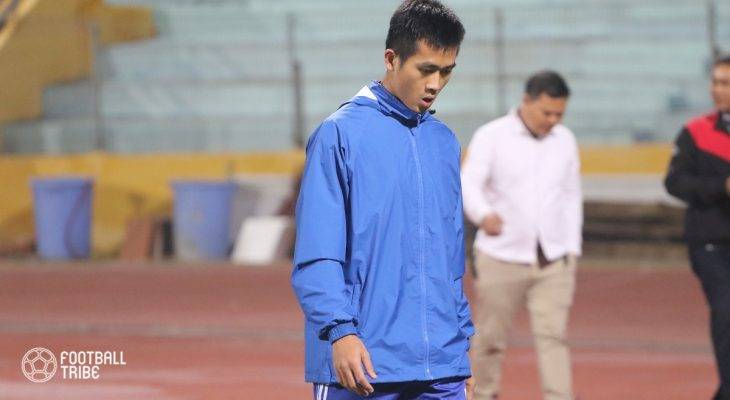 Hà Minh Tuấn bất tỉnh trong trận thua Hà Nội FC