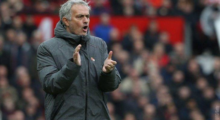 Jose Mourinho đảm bảo tương lai với Man Utd
