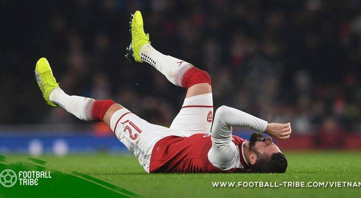 Giroud có nguy cơ lỡ trận gặp Liverpool