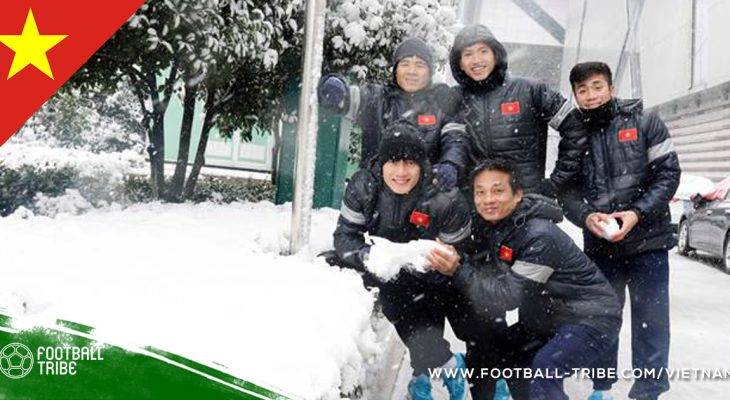 U23 Việt Nam thoải mái “nghịch tuyết” trước trận chiến cuối cùng