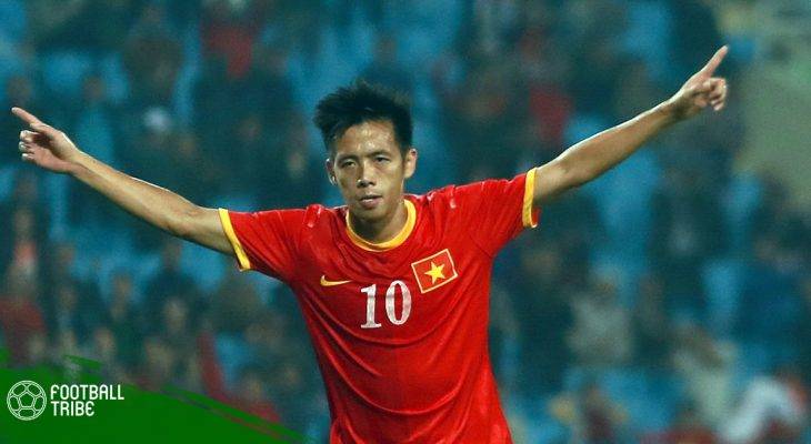 Chuyển động bóng đá Việt Nam 1/3: Văn Quyết nhận lương khủng nếu sang Malaysia