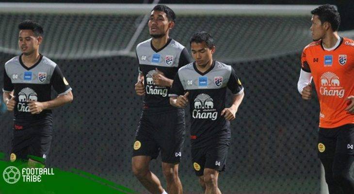 Bốn ngôi sao Thái Lan vẫn có thể về đá AFF Cup