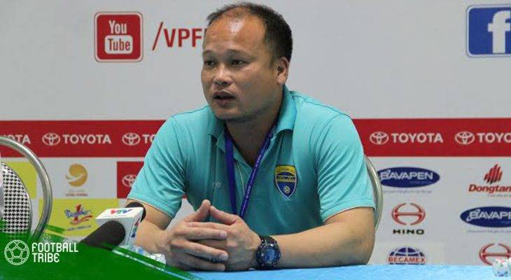 FLC Thanh Hóa giữ HLV Hoàng Thanh Tùng đến hết V.League 2018