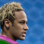 Neymar bị tố “xấc xược” với đàn anh